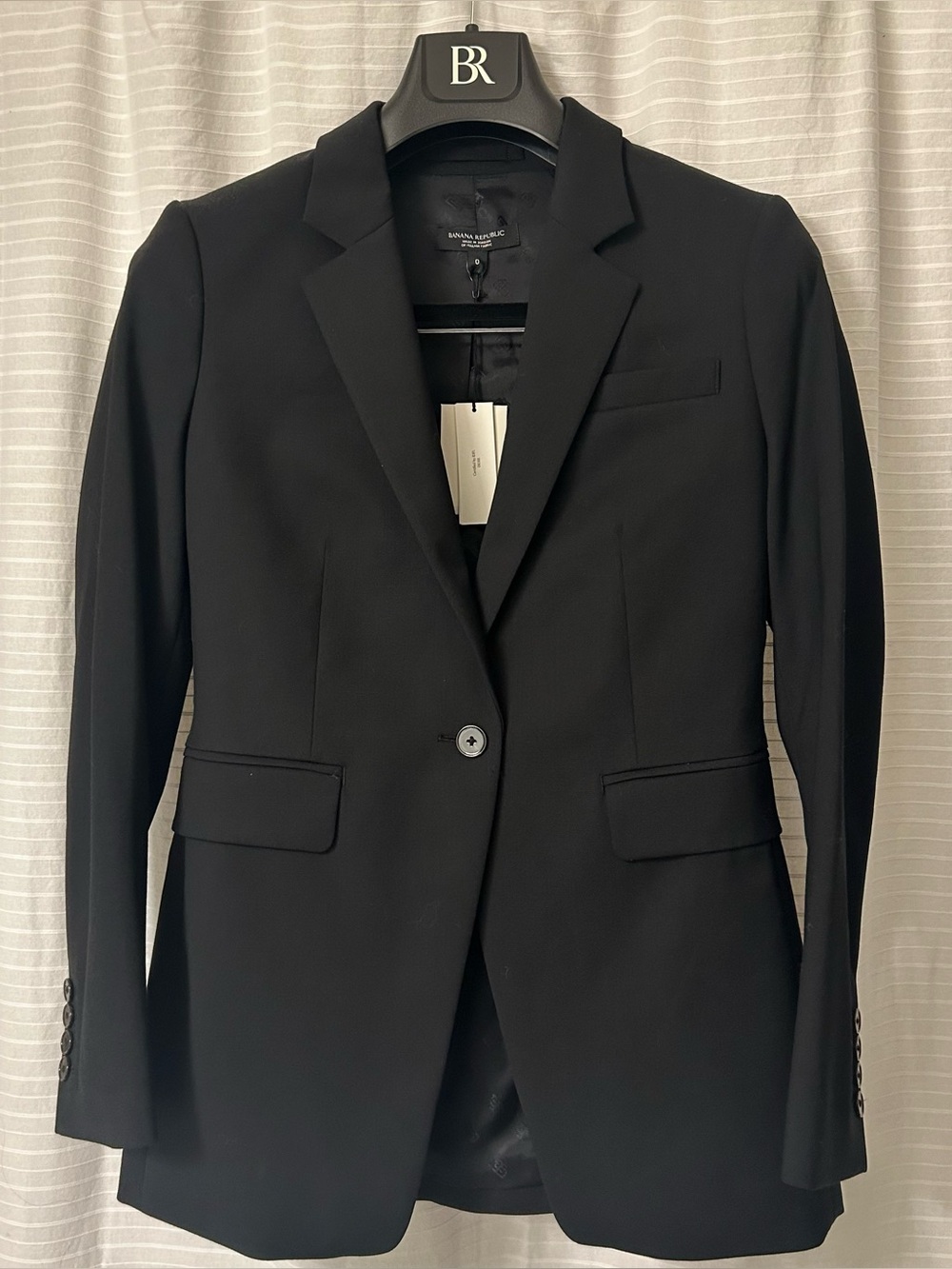 Banana Republic Black Single-Button Tailored Blazer